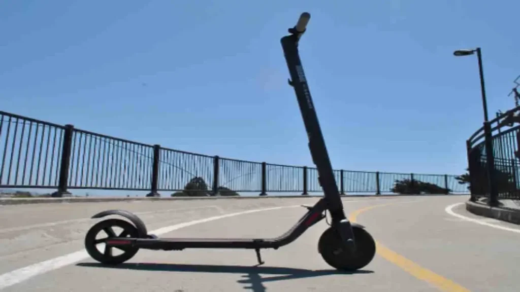 picture of electric scooter